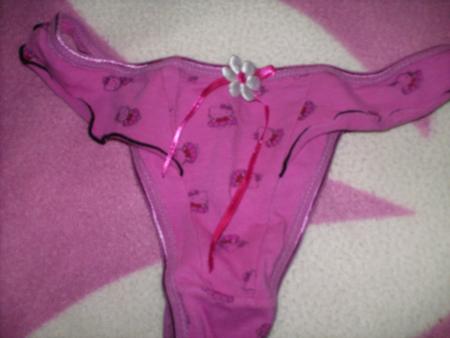 string rose Hello Kitty